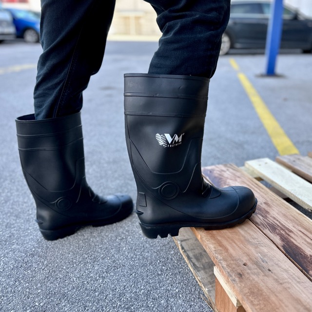 quality work rubber boots