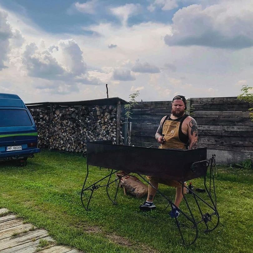 Znamko Carhartt nosijo ljudje po vsem svetu