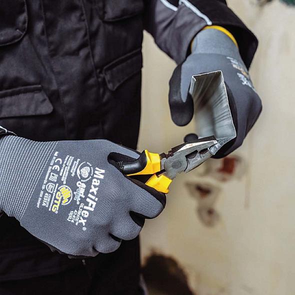ATG MaxiFlex Ultimate AD-APT glove, 1/1